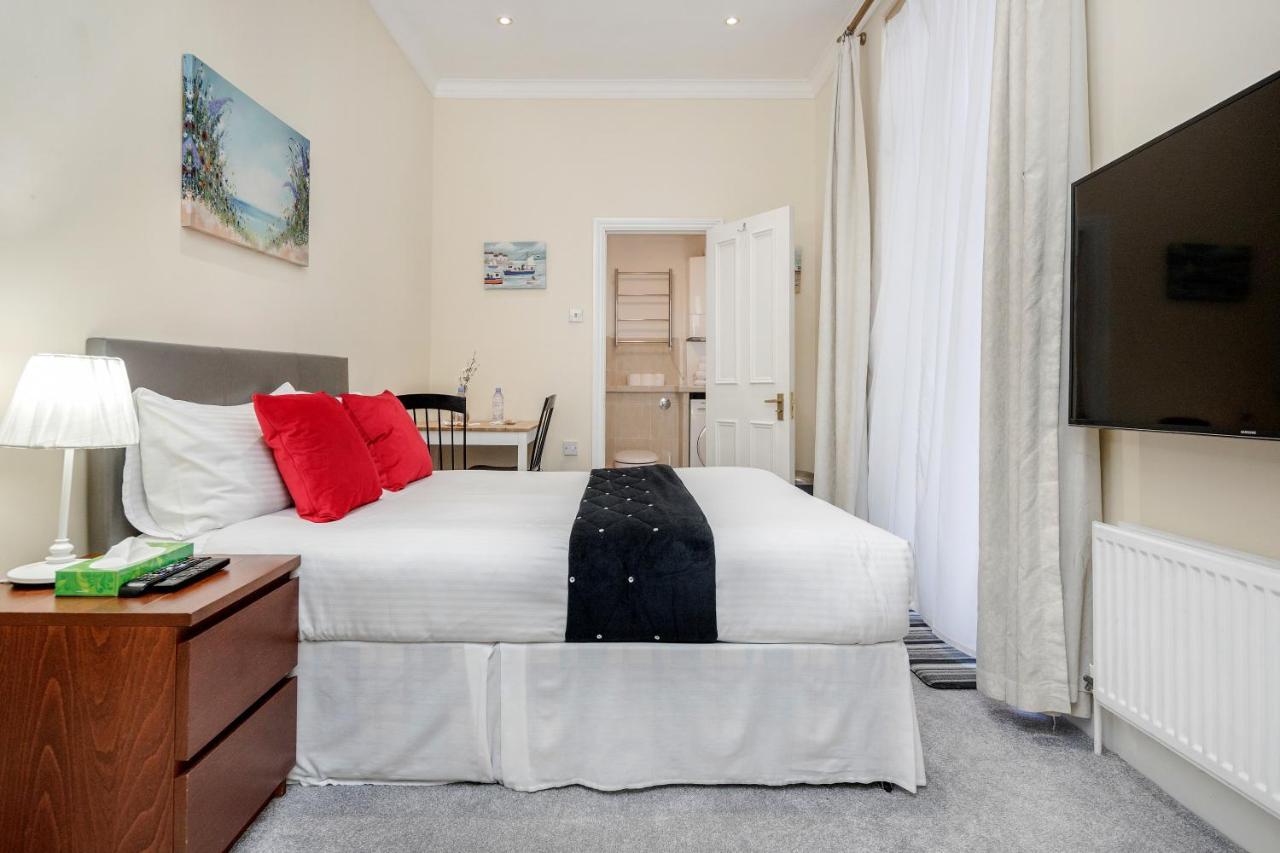 Oxford Street Homestay London Bagian luar foto