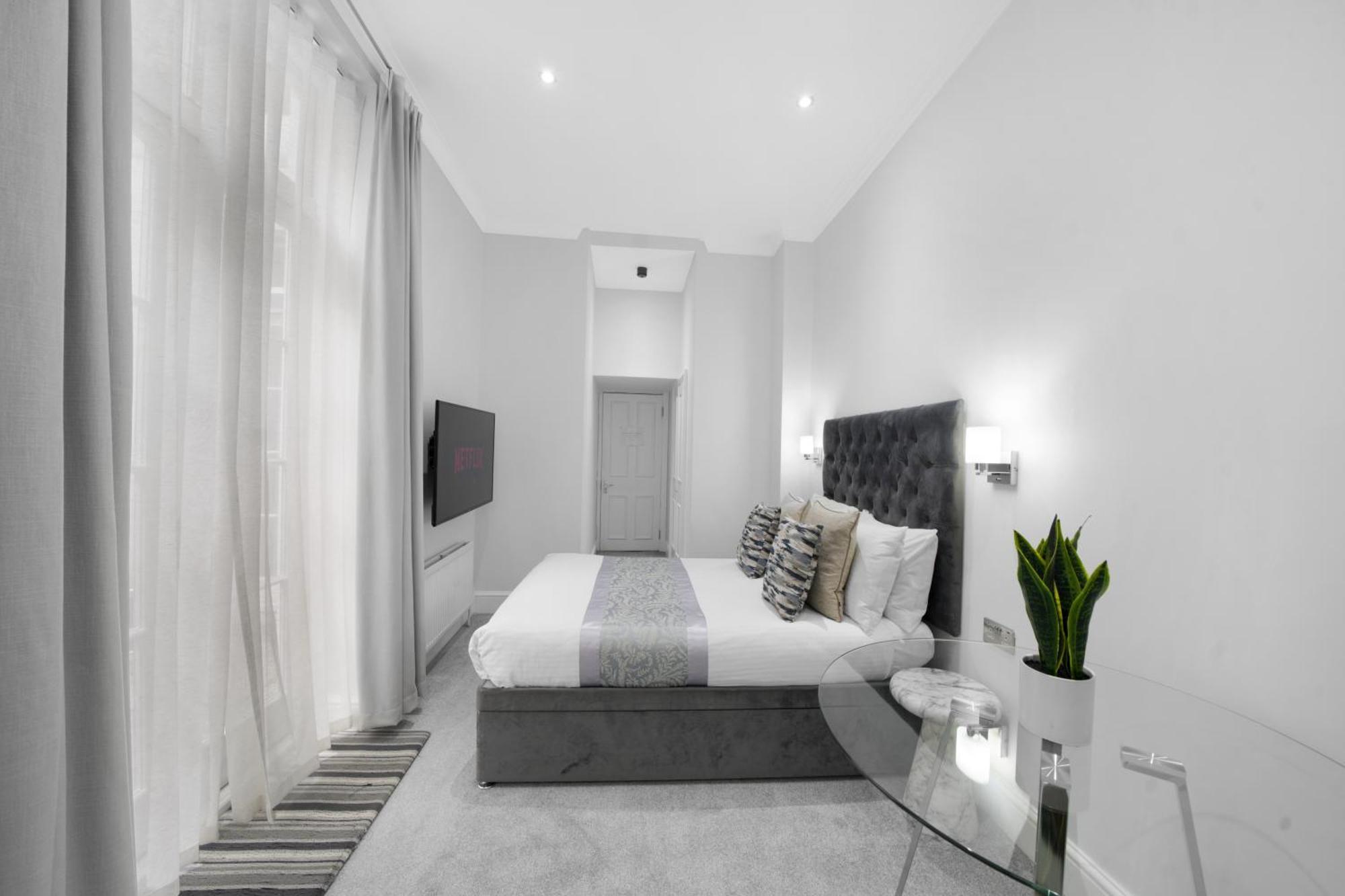 Oxford Street Homestay London Bagian luar foto